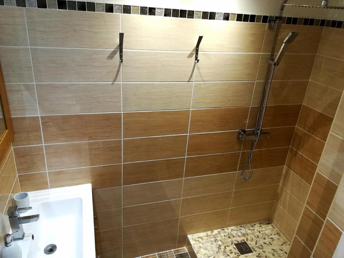 Modern Apart 70M2 - 2 Rooms - Parking Αβινιόν Εξωτερικό φωτογραφία